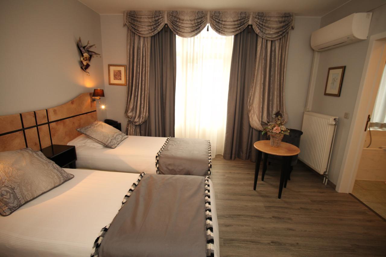 Hotel La Roseraie Wemmel Bagian luar foto